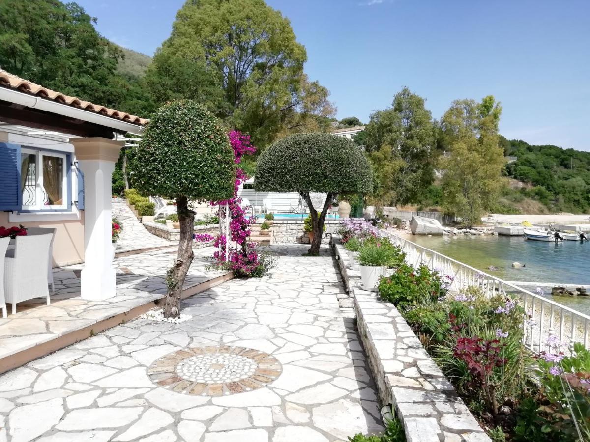 Imerolia Beach Villa Kassiopi Corfu Ngoại thất bức ảnh