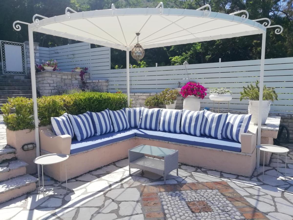 Imerolia Beach Villa Kassiopi Corfu Ngoại thất bức ảnh
