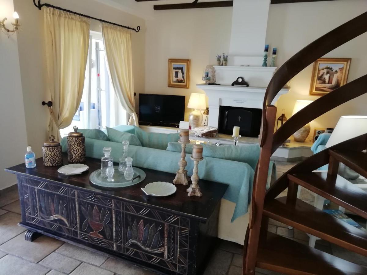 Imerolia Beach Villa Kassiopi Corfu Ngoại thất bức ảnh