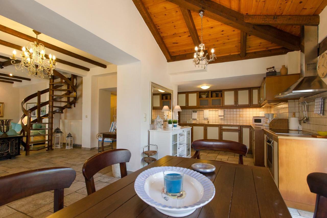 Imerolia Beach Villa Kassiopi Corfu Ngoại thất bức ảnh